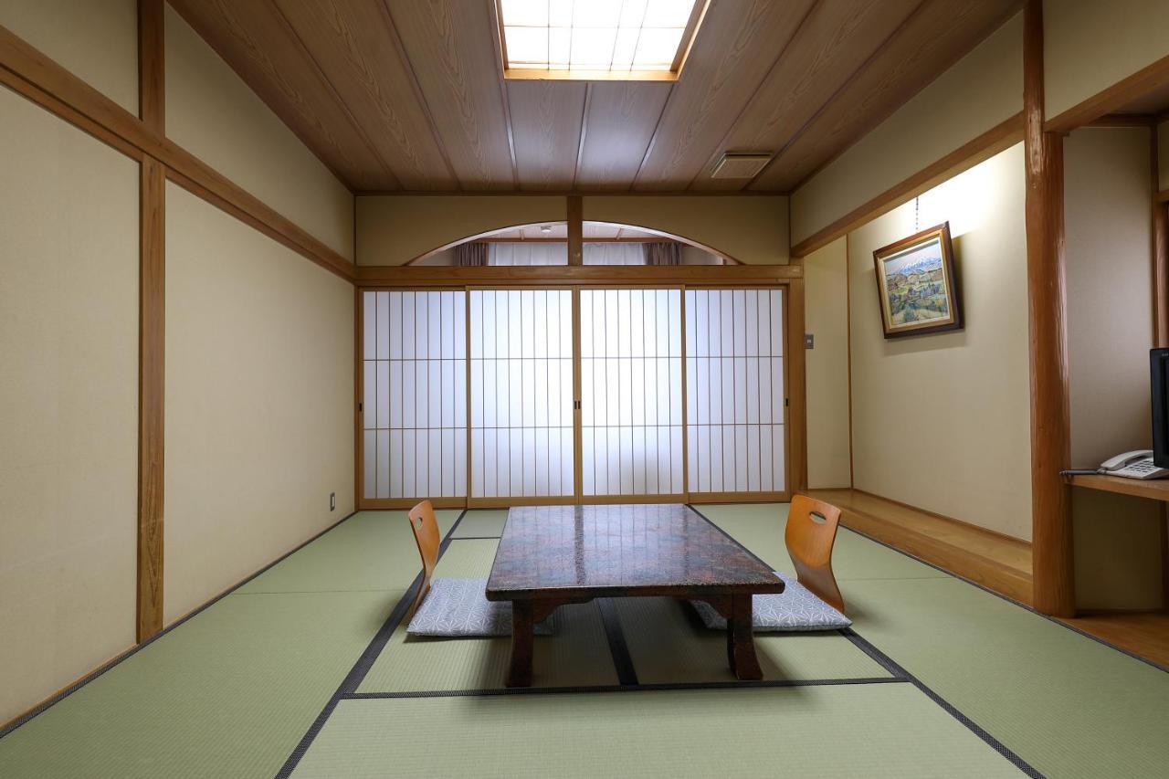 Tsukasaya Ryokan Tsuruoka Εξωτερικό φωτογραφία