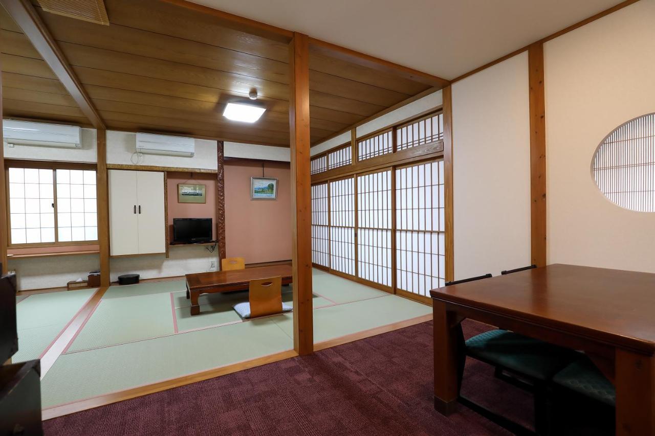 Tsukasaya Ryokan Tsuruoka Εξωτερικό φωτογραφία